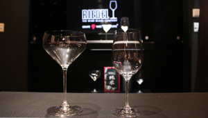 junmai glass (left), daiginjo glass (right)