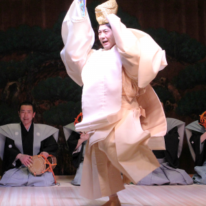 Japanese culture, noh, playing by famous noh actor, Mansai Nomura