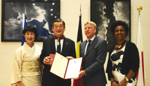 Konishi Brewing Company President Receives the "Crown Medal Commandor Le Chapter" from the Kingdom of Belgium