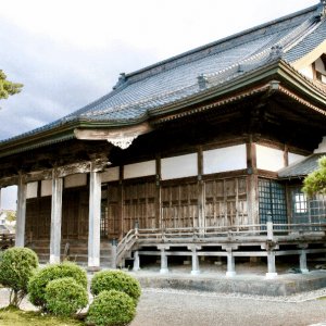 Buddhist temple. Niigata. Shibata. Scenery.