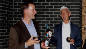 Soenen shakes a merry toast with Masuda